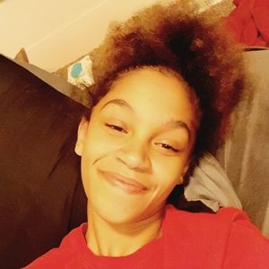 Meet your Posher, Ashton